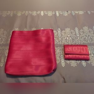 Harvey's crossbody and wallet set